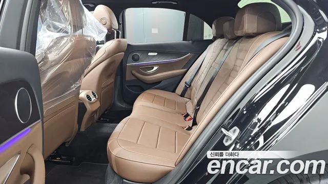 Mercedes-Benz E-Class W213 — Фото автомобиля 12