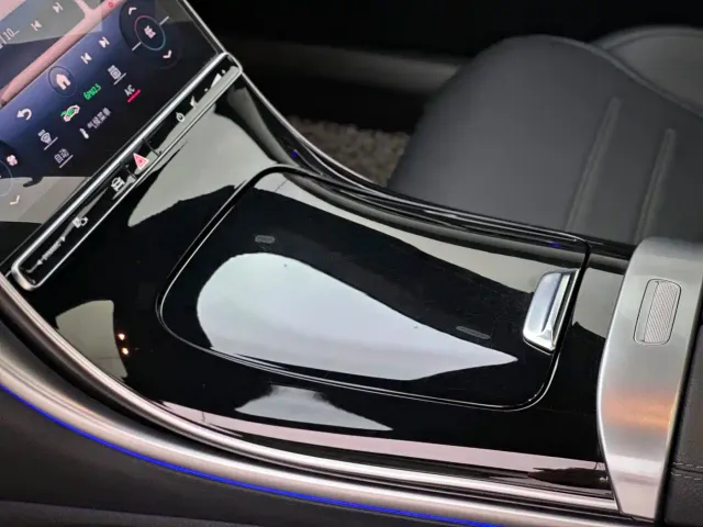 Mercedes-Benz C-Class — Фото автомобиля 5