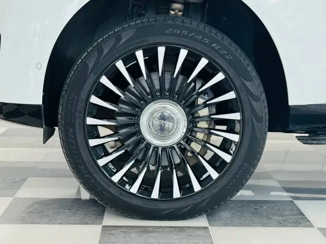 Land Rover Range Rover — Фото автомобиля 11