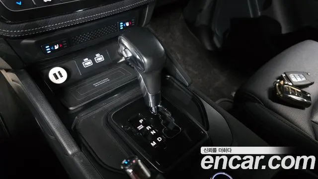 KG_Mobility_Ssangyong Rexton Новый Rexton Sport Khan Дизель 2.2 4WD — Фото автомобиля 9