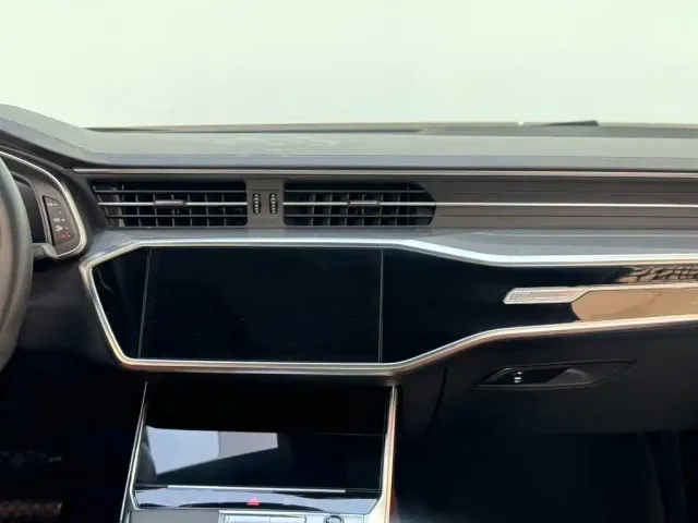 Audi A6L — Фото автомобиля 10