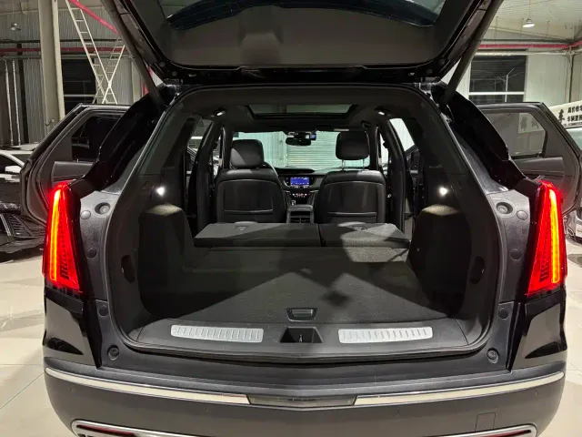 Cadillac XT5 — Фото автомобиля 17