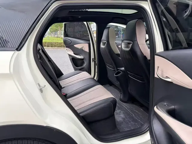 BYD Dolphin — Фото автомобиля 11