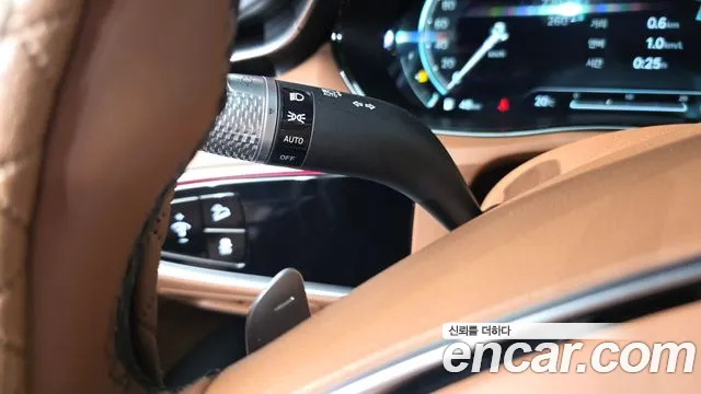 Genesis GV70 — Фото автомобиля 27
