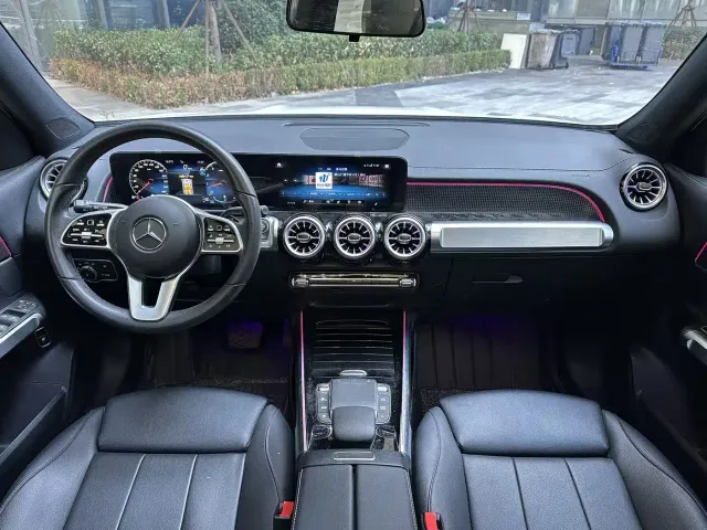 Mercedes-Benz GLB-Class — Фото автомобиля 11