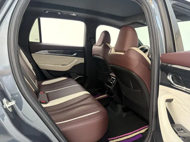 Geely Xingyue L — Фото автомобиля 7