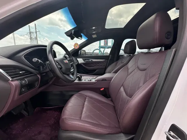 Cadillac CT5 — Фото автомобиля 8