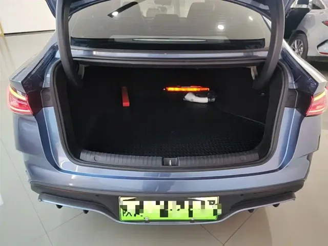 BYD Seal 06 — Фото автомобиля 18