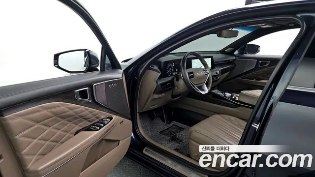 Kia K8 Hybrid — Фото автомобиля 10