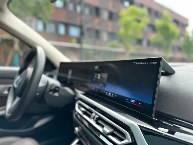 BMW i3 — Фото автомобиля 10