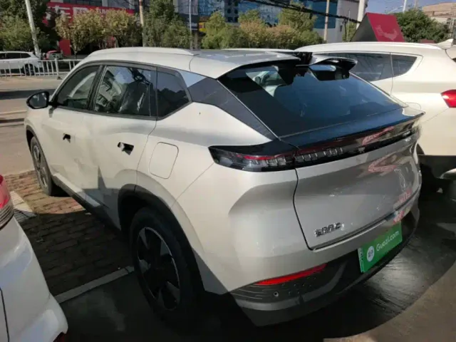 Dongfeng Fengshen L7 — Фото автомобиля 4