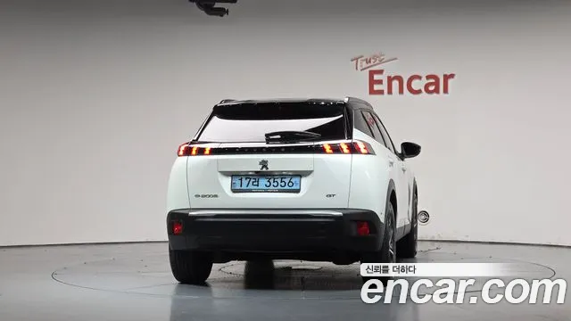 Peugeot 2008 Generation 2 — Фото автомобиля 3