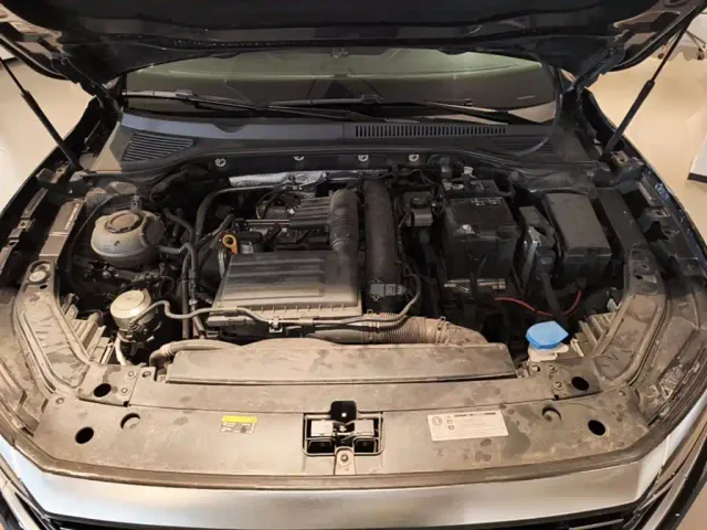 Volkswagen Passat — Фото автомобиля 24