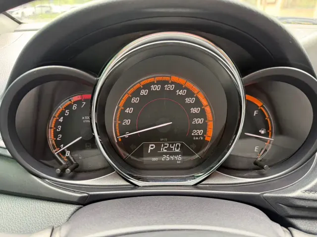 Toyota YARiS L Zhi Xuan 2022 1.5L CVT Leading PLUS Edition — Фото автомобиля 16