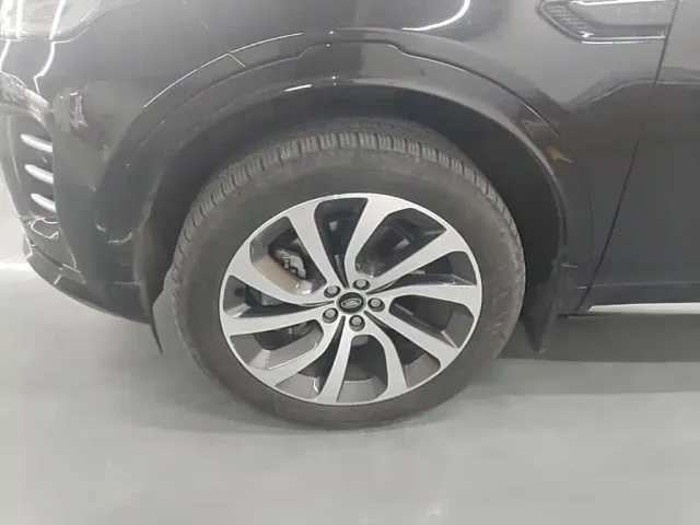 Land Rover Discovery Sport — Фото автомобиля 24