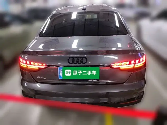 Audi A4L — Фото автомобиля 7