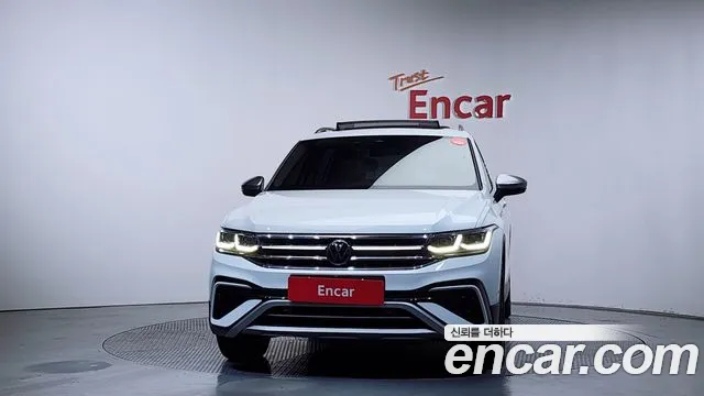 Volkswagen Tiguan — Фото автомобиля 3