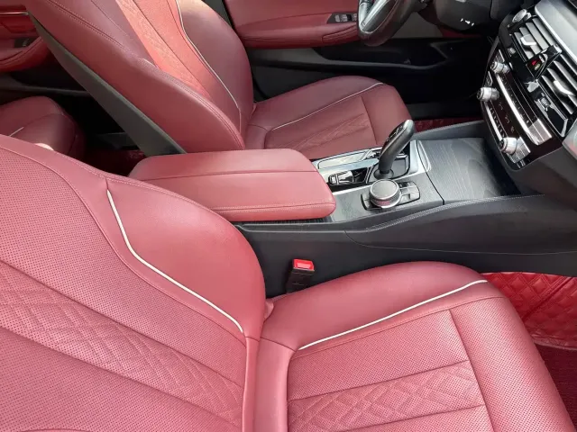 BMW 5 Series — Фото автомобиля 15