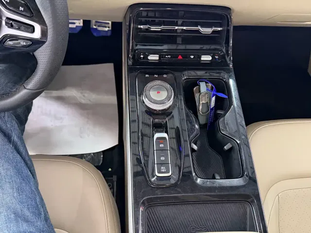 Wuling Starlight — Фото автомобиля 12