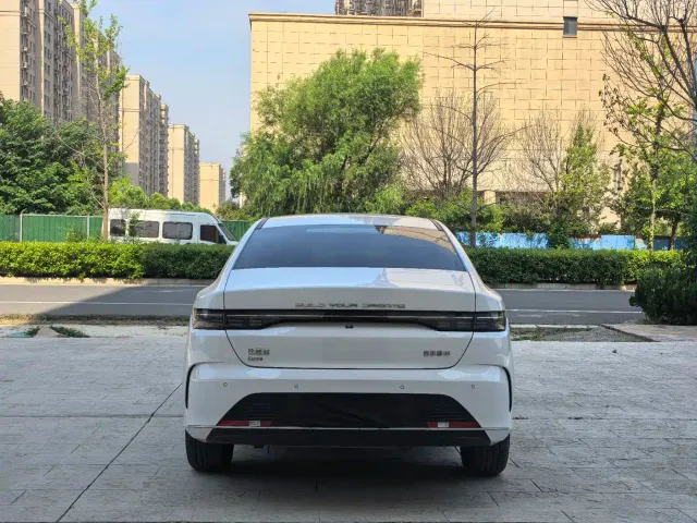 BYD Destroyer 05 — Фото автомобиля 5