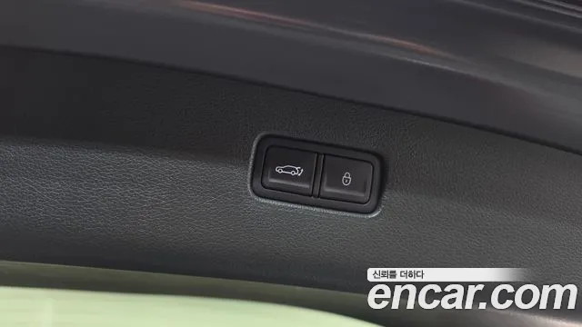 Genesis GV80 — Фото автомобиля 25