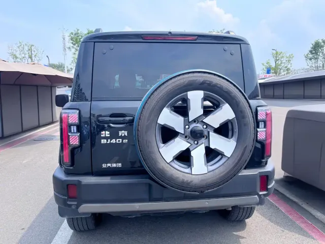 BAIC BJ40 — Фото автомобиля 7