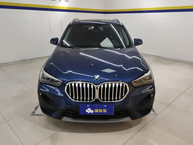 BMW X1 — Фото автомобиля 2
