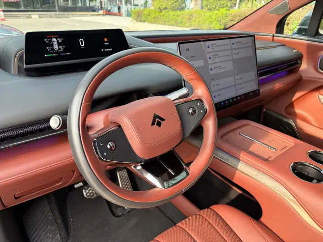 GAC Hyptec HL — Фото автомобиля 12