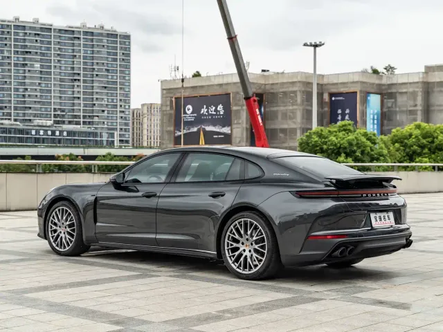 Porsche Panamera — Фото автомобиля 7