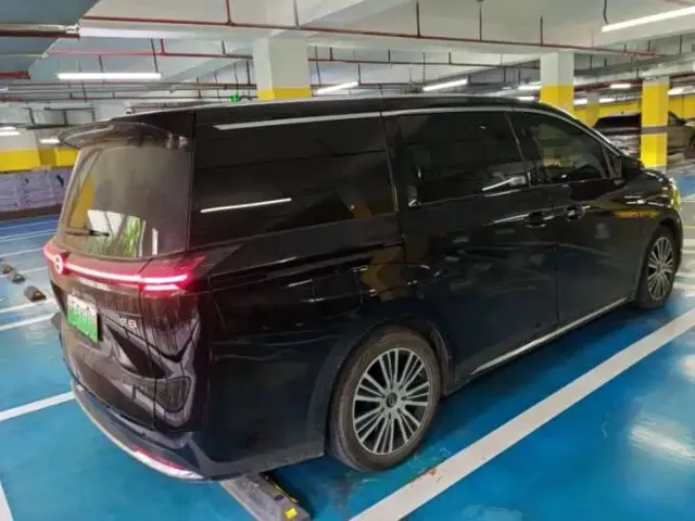GAC Trumpchi E8 — Фото автомобиля 3
