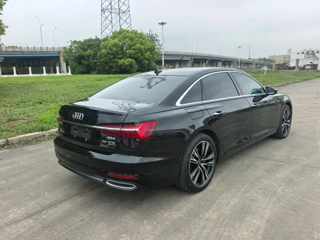 Audi A6L — Фото автомобиля 3