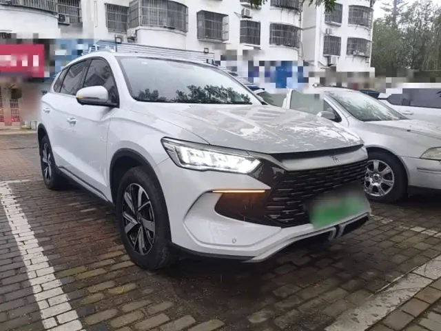 BYD Song Pro — Фото автомобиля 3