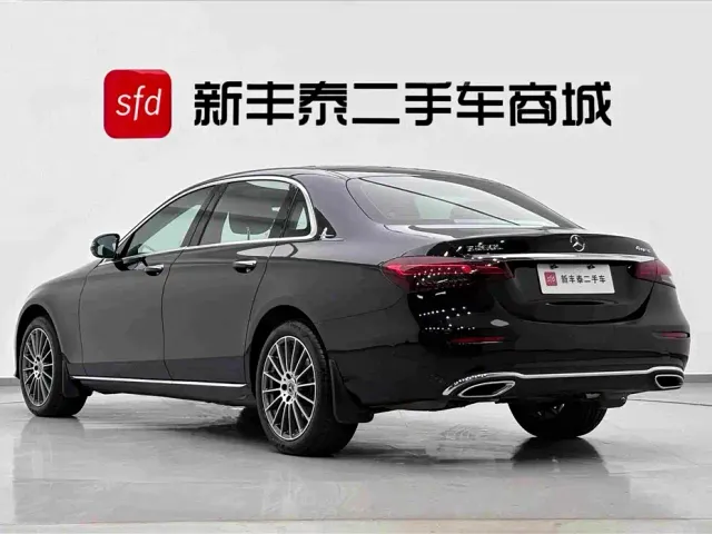 Mercedes-Benz E-Class — Фото автомобиля 6