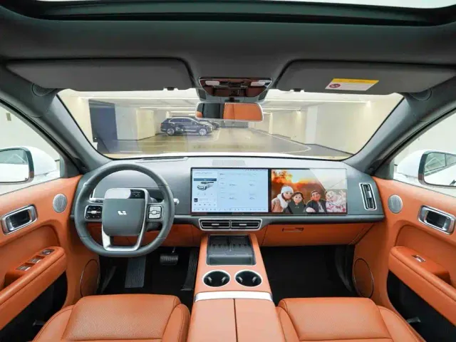 Li Auto Li Auto L7 2024 Pro — Фото автомобиля 19