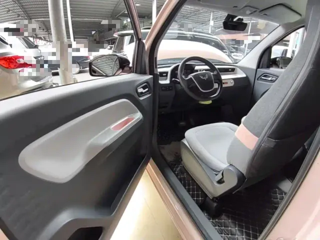 Wuling Hongguang Mini EV — Фото автомобиля 15