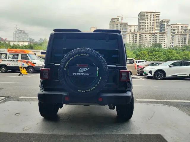 Jeep Wrangler 4xe — Фото автомобиля 15
