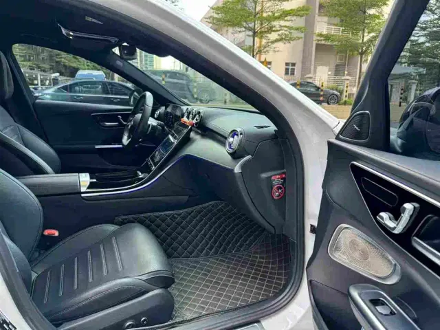 Mercedes-Benz C-Class — Фото автомобиля 8