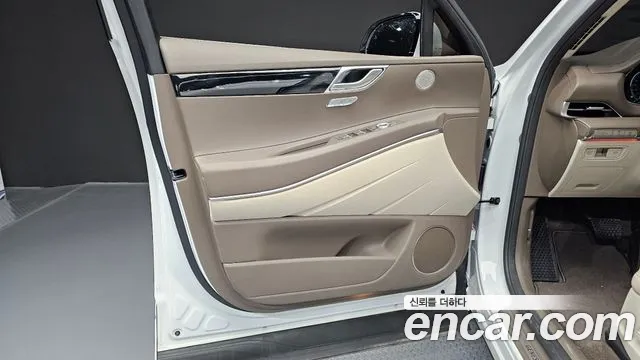 Genesis GV80 — Фото автомобиля 13