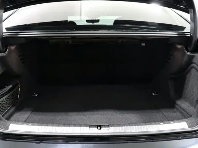 Audi A6L — Фото автомобиля 22