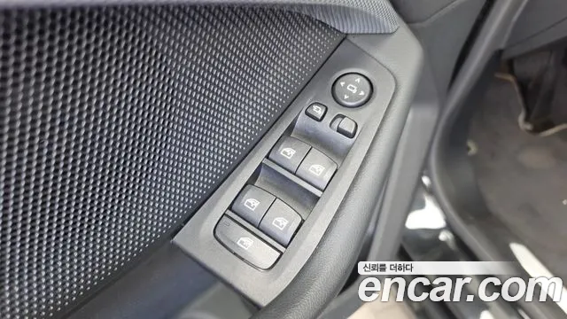 BMW 2 Series F44 — Фото автомобиля 29