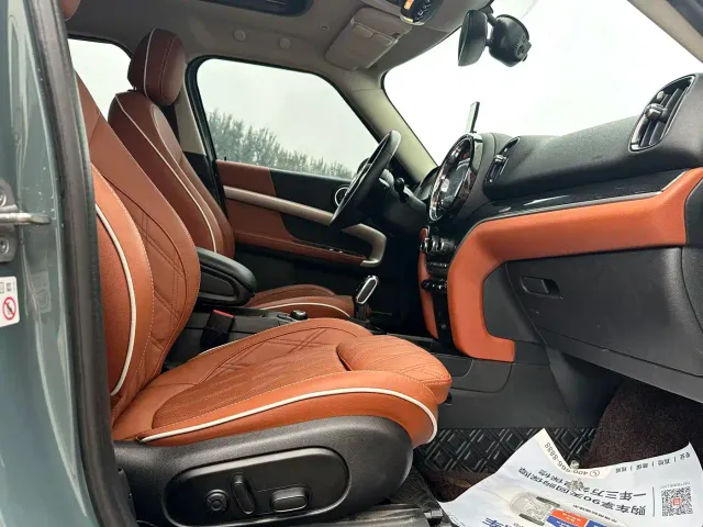MINI Countryman — Фото автомобиля 11