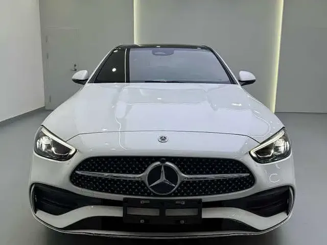 Mercedes-Benz C-Class — Фото автомобиля 2
