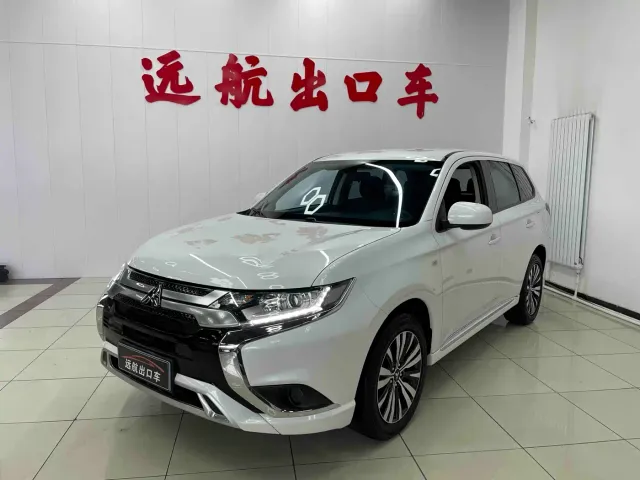 Фотография автомобиля — Mitsubishi Outlander
