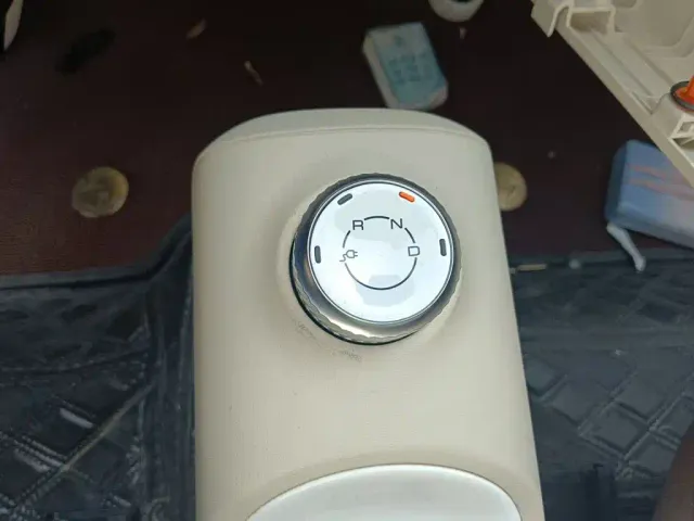 Wuling Hongguang Mini EV — Фото автомобиля 10
