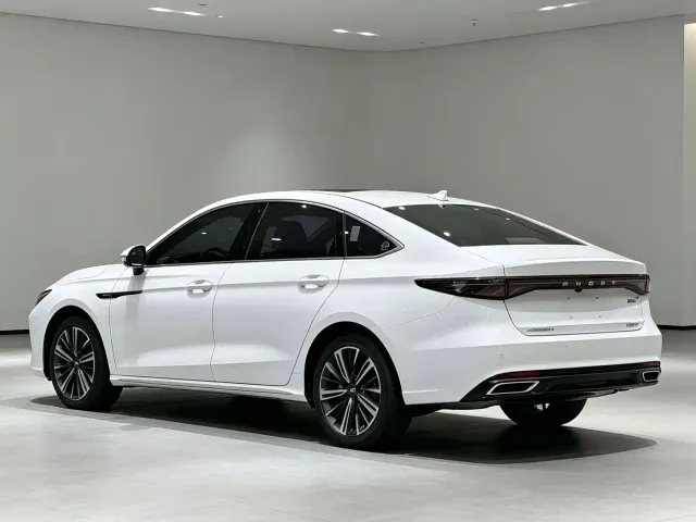 Chery Arrizo 8 PRO — Фото автомобиля 9