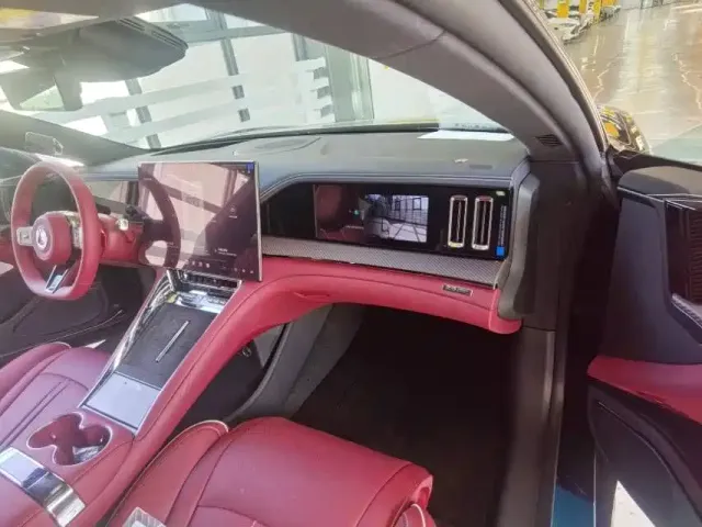 Denza Z9GT — Фото автомобиля 6