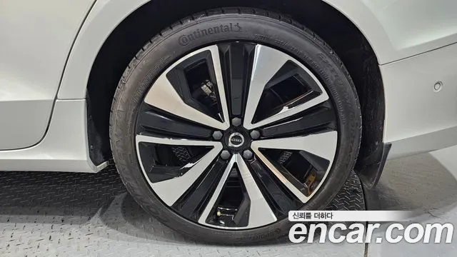 Вольво S60 S60 третьего поколения B5 Ultimate Bright — Фото автомобиля 20