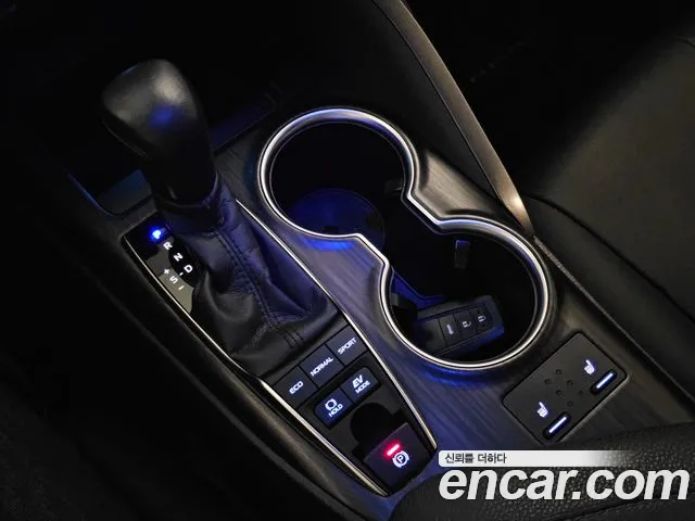 Toyota Camry XV70 — Фото автомобиля 15