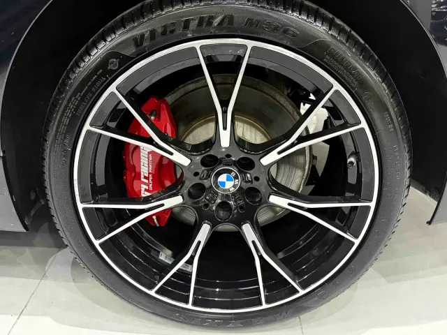 BMW 5 Series — Фото автомобиля 17