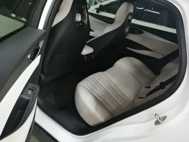 BYD Seal 06 — Фото автомобиля 16
